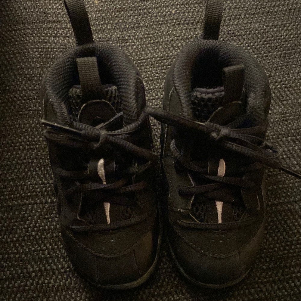 “ Anthracite “ Nike foams